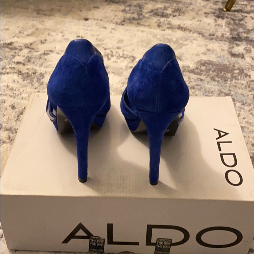 Also shoes - Picture 4 of 5